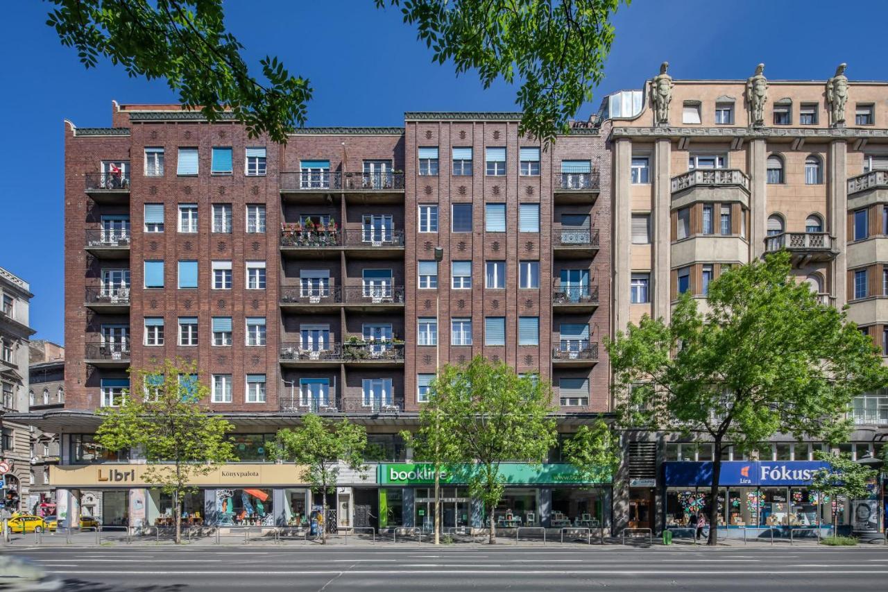 Absolute Central - New - Sunny, Budapest